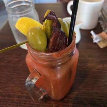 Wilma & Frieda's Cafe - Woodbury' Bacon Bloody Ceasar - Comfort Food Near Me - Palm Desert, California Wilma & Frieda's Cafe - Woodbury' Bacon Bloody Ceasar - Comfort Food Near Me - Palm Desert, California