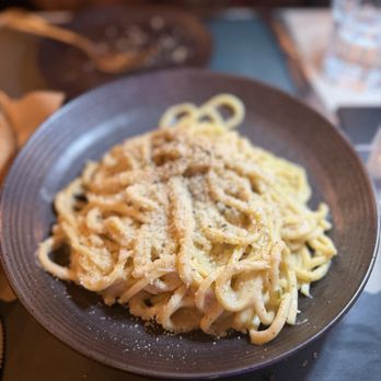 Trenta Pizza & Cucina - Cacio e Pepe - Pizza Near Me - Costa Mesa, California