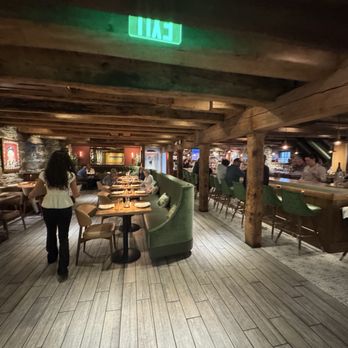 Candela Cucina - Empty seats. Yet they seat you right next to anyone coming in   Two different wait staff. - Italian Near Me - New Bedford, Massachusetts