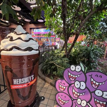 Hershey's Chocolate World - Hershey's Chocolate World, Hershey, PA - Kids Activities Near Me - Hershey, Pennsylvania