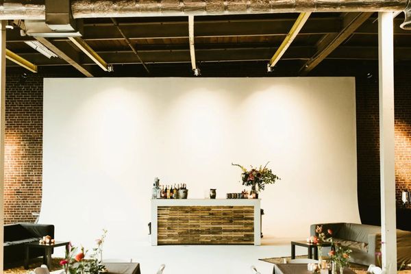 Ambient + Studio by null
