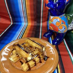 Taqueria Sabor Chilango - Cream filled churros
