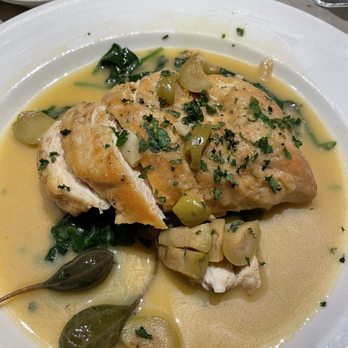 Becco - Pollo al limone - Italian Near Me - New York, New York Becco - Pollo al limone - Italian Near Me - New York, New York