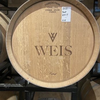 Weis Vineyards - Barrel - Wine Tasting Room Near Me - Hammondsport, New York