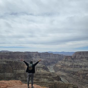 Comedy on Deck Grand Canyon and Hoover Dam Tours - Bus Tours Near Me - Las Vegas, Nevada Comedy on Deck Grand Canyon and Hoover Dam Tours - Bus Tours Near Me - Las Vegas, Nevada