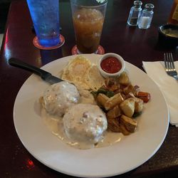 Hi-Dive Lounge - Biscuits and gravy