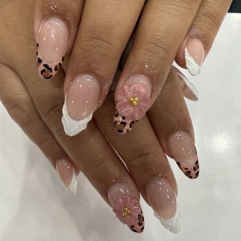 Lush Nail Studio - Nails - Waxing Near Me - Tustin, California Lush Nail Studio - Nails - Waxing Near Me - Tustin, California