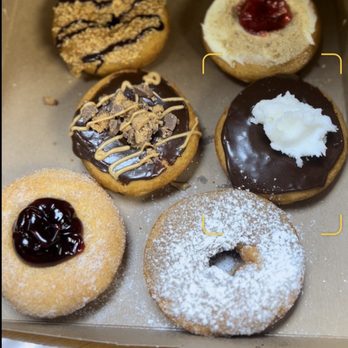 Amazing Glazed - Donut - Donuts Near Me - Chesapeake, Virginia Amazing Glazed - Donut - Donuts Near Me - Chesapeake, Virginia