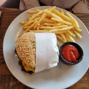 NAPA Kitchen and Wine - Smash burger and fries - Breakfast & Brunch Near Me - Midlothian, Virginia NAPA Kitchen and Wine - Smash burger and fries - Breakfast & Brunch Near Me - Midlothian, Virginia