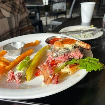 Meritage At Callaway - Blue cheese burger - New American Near Me - Temecula, California Meritage At Callaway - Blue cheese burger - New American Near Me - Temecula, California