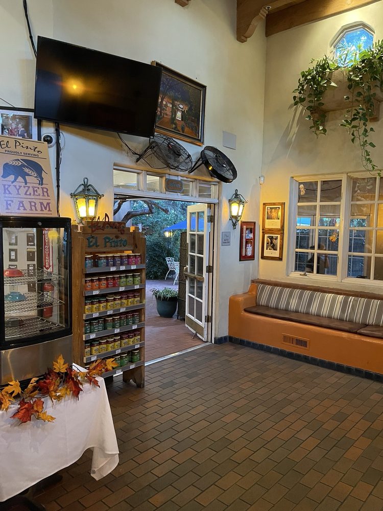 El Pinto Restaurant
