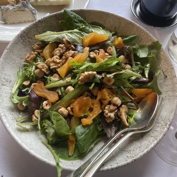 Le Train Bleu - baby leaf salad - French Near Me - Paris, 75 Le Train Bleu - baby leaf salad - French Near Me - Paris, 75