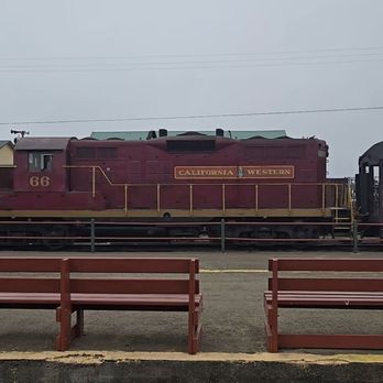 Skunk Train - Skunk Train coming into the station. - Tours Near Me - Fort Bragg, California Skunk Train - Skunk Train coming into the station. - Tours Near Me - Fort Bragg, California