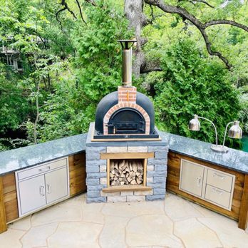 The Granite & Marble Depot - Beautiful outdoor kitchen with a gorgeous view - Countertop Installation Near Me - Aurora, Illinois The Granite & Marble Depot - Beautiful outdoor kitchen with a gorgeous view - Countertop Installation Near Me - Aurora, Illinois