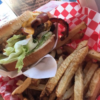 Mad Madeline's Grill - Bacon Burger with a side of people watching.  Prime spot to watch people parallel park while chowing down on great food. - Burgers Near Me - Temecula, California