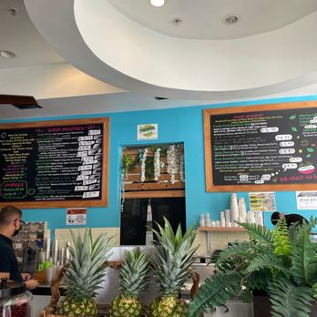 Banana Berry - Inside - Juice Bars & Smoothies Near Me - Coral Gables, Florida Banana Berry - Inside - Juice Bars & Smoothies Near Me - Coral Gables, Florida