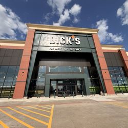 DICK'S Sporting Goods