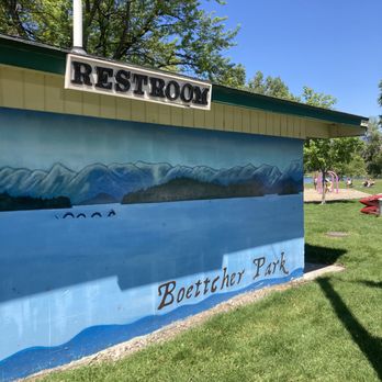 Boettcher Park - Men's and Women's restrooms - Parks Near Me - Polson, Montana