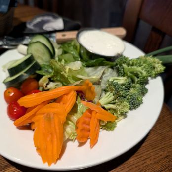 Pelican's West - Side salad. Full of vegetables. The Pelican in Albuquerque - Seafood Near Me - Albuquerque, New Mexico