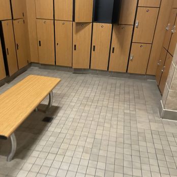 24 Hour Fitness - Oxnard Collection - Gyms Near Me - Oxnard, California 24 Hour Fitness - Oxnard Collection - Gyms Near Me - Oxnard, California