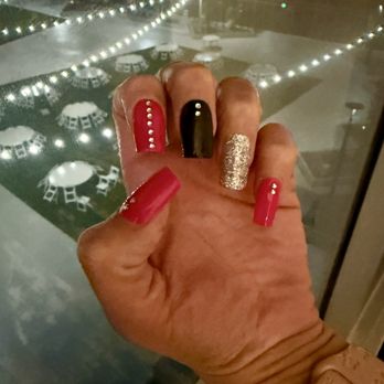Herbal Head & Nail Spa - Nail Salons Near Me - Garden Grove, California