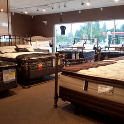 Sleep Country - Interior view.
