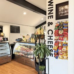 Angelo's Italian Deli - Inside