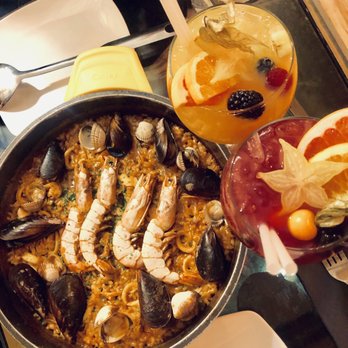 Arume - Dinner flatlay-delicioso! - Mediterranean Near Me - Barcelona, B Arume - Dinner flatlay-delicioso! - Mediterranean Near Me - Barcelona, B