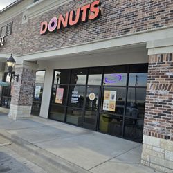 Goodonuts - Store front