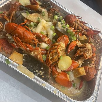 Lobster Now - Crawfish with garlic sauce - Seafood Near Me - Pomona, California