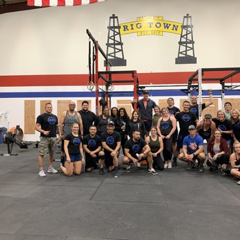 CrossFit Rig Town - Interval Training Gyms Near Me - Bakersfield, California CrossFit Rig Town - Interval Training Gyms Near Me - Bakersfield, California