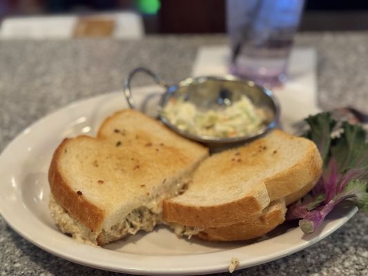 Rudy's Hideaway Lobsterhouse by null