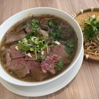 Pholaumi - Pho Bo - Vietnamese Near Me - Saint-Gilles, BRU