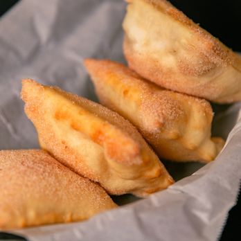 Las Palmas Mexican Restaurant - Warm, fluffy sopaipillas dusted with cinnamon sugar and served fresh. A simple, sweet dessert that is just perfect! - Mexican Near Me - El Paso, Texas Las Palmas Mexican Restaurant - Warm, fluffy sopaipillas dusted with cinnamon sugar and served fresh. A simple, sweet dessert that is just perfect! - Mexican Near Me - El Paso, Texas