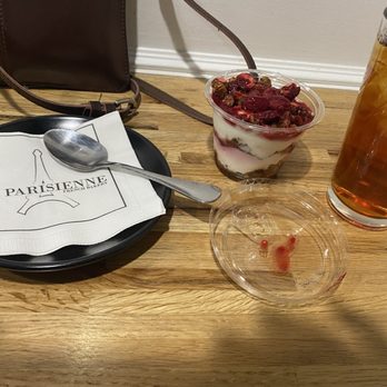 La Parisienne French Bakery - Strawberry granola yogurt parfait and iced tea - Cafes Near Me - Seattle, Washington La Parisienne French Bakery - Strawberry granola yogurt parfait and iced tea - Cafes Near Me - Seattle, Washington