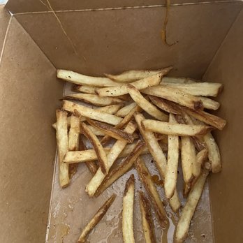 Luka's Restaurant & Bar - Fries - American Near Me - Jackson, California