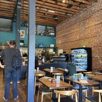 Plucky’s Cafe - Cafes Near Me - Burlingame, California Plucky’s Cafe - Cafes Near Me - Burlingame, California