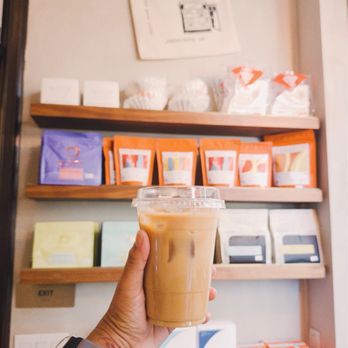 Mandarin Coffee Stand - Vanilla latte - Coffee & Tea Near Me - Pasadena, California Mandarin Coffee Stand - Vanilla latte - Coffee & Tea Near Me - Pasadena, California