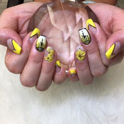 Shawnessy Nails Time