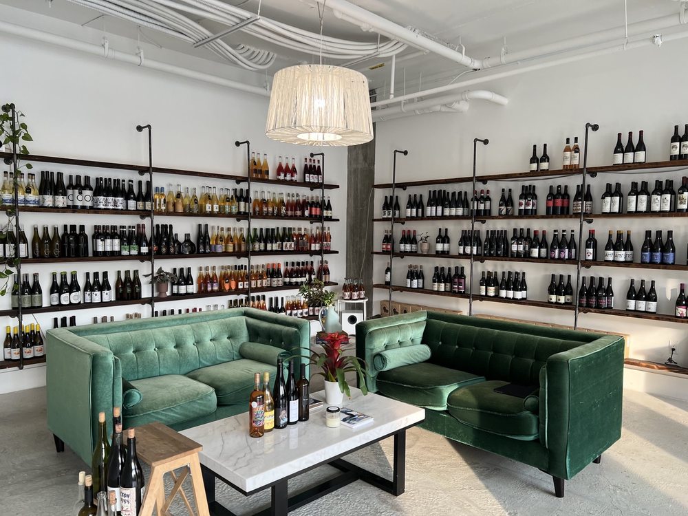 Lovebirds Wine - vineyard in Brooklyn, NY