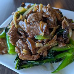 Fan's Restaurant - Garlic beef and gailan