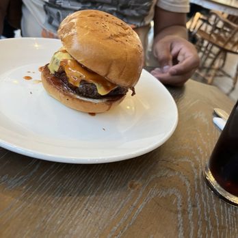Bobby Mac’s BBQ - Burger - Southern Near Me - Crockett, California