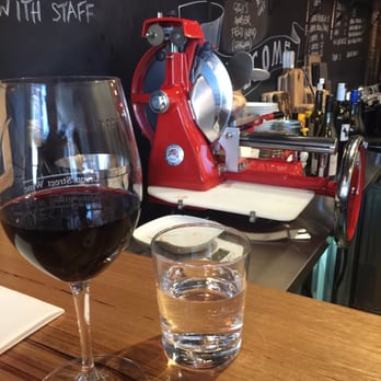 Union Street Wine - Shiraz - Wine Bars Near Me - Geelong, VIC Union Street Wine - Shiraz - Wine Bars Near Me - Geelong, VIC