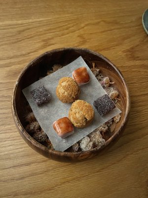 Loam Restaurant by null