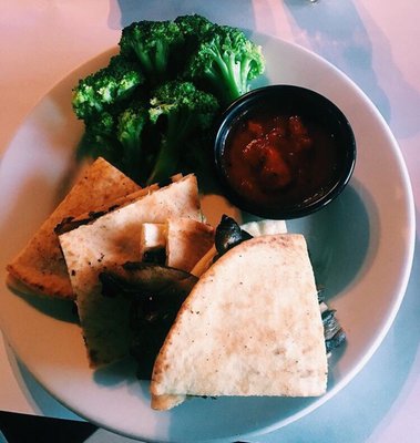 Benton Square Restaurant & Lounge by null