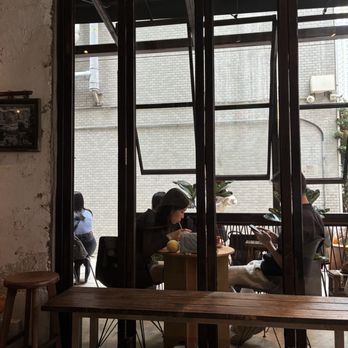 半路咖啡 - Inside - Coffee & Tea Near Me - Hong Kong, HK 半路咖啡 - Inside - Coffee & Tea Near Me - Hong Kong, HK