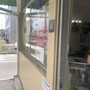 Bella Banh Mi Cafe - Sandwiches Near Me - Honolulu, Hawaii