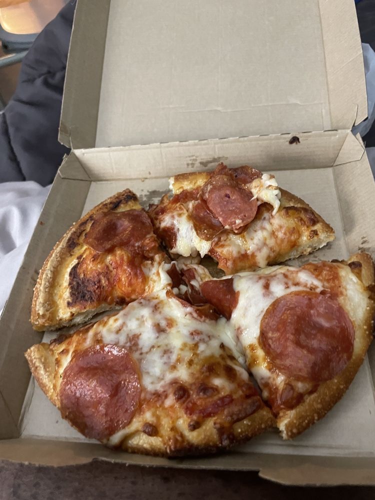 PIZZA HUT Updated July 2024 1111 N Fairview Rd, Rocky Mount, North