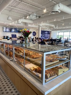 Paris Baguette by null
