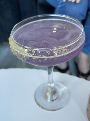 Vye Cocktail Lounge by null